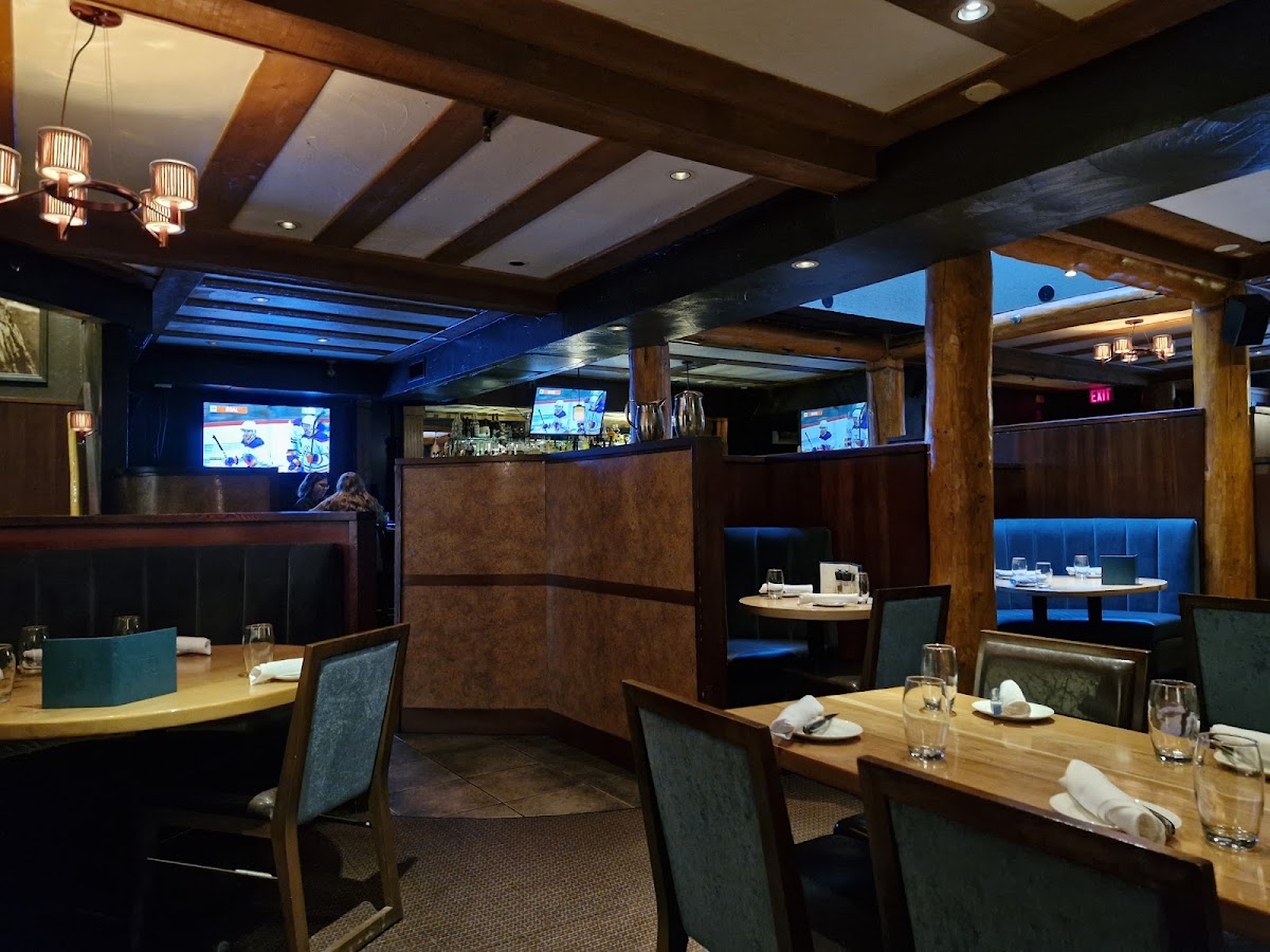 The Keg Steakhouse + Bar - Banff Downtown Photo 6